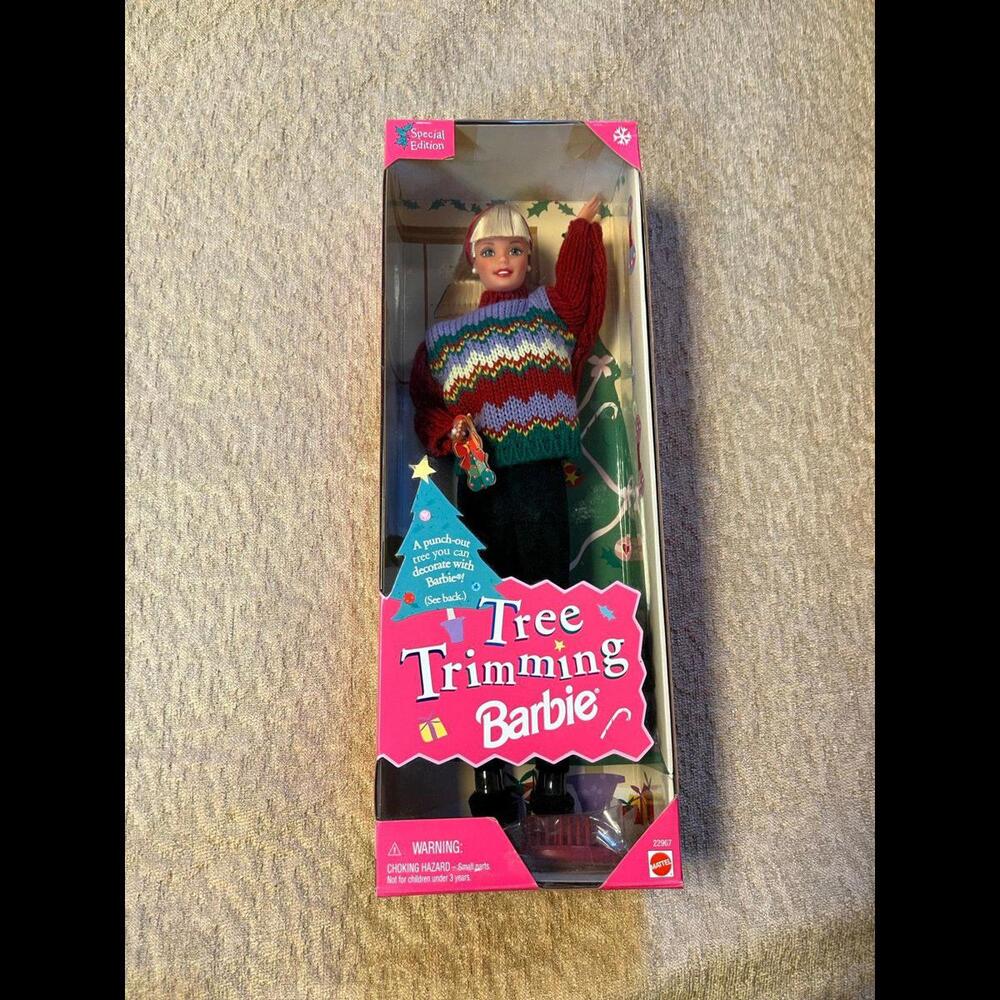 1998 tree‎ trimming Barbie